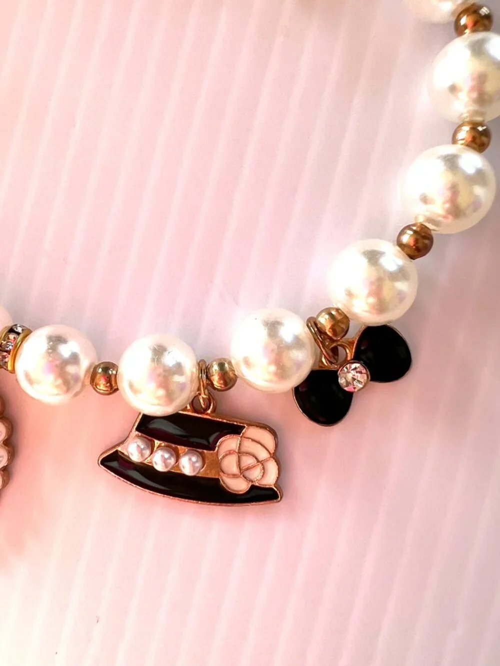 CELEBRITY CAT CLUB elegance inspired